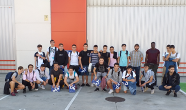 Alumnos de Maristak Durango Ikastetxea visitan Aelvasa Iurreta