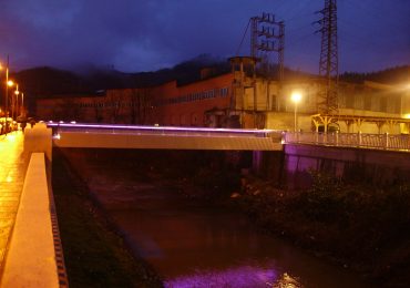Puente Obenerreka Arrasate (led)